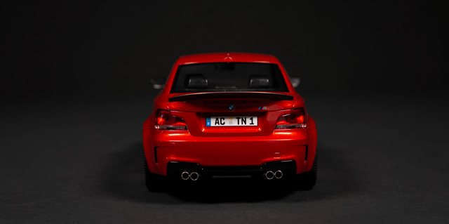 2011 BMW E82 by MiniChamps 1:18 - Image 5