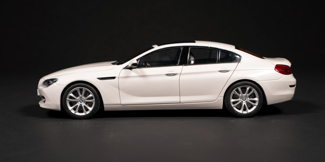 2012 BMW F06 by Paragon 1:18 - Image 3