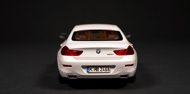 2012 BMW F06 by Paragon 1:18 - Image 5