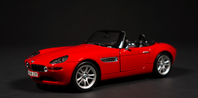 2000 BMW E52 by Maisto 1:18